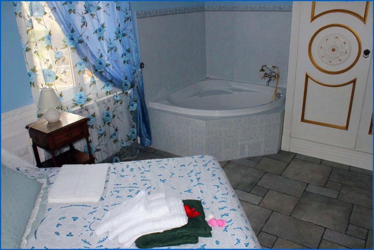 Bed And Breakfast Sopranos La Spezia Luaran gambar